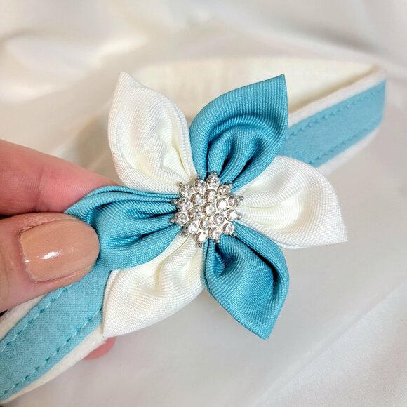 Dog Collars ~ Size Medium, Teal/White Bow & Rhinestones w/ Rose Gold Clasp, NWT - Picture 1 of 3